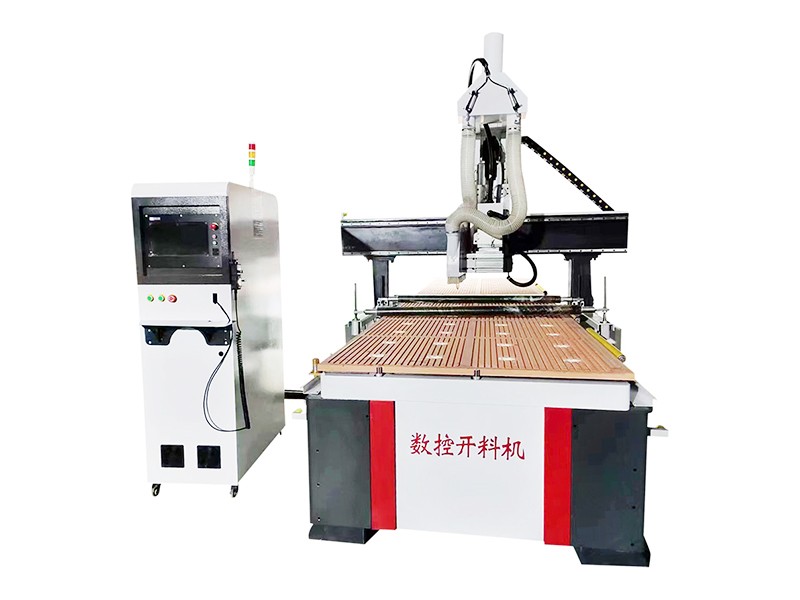 LD-1330大鋸片數(shù)控開料機 LD-1330大鋸片數(shù)控開料機